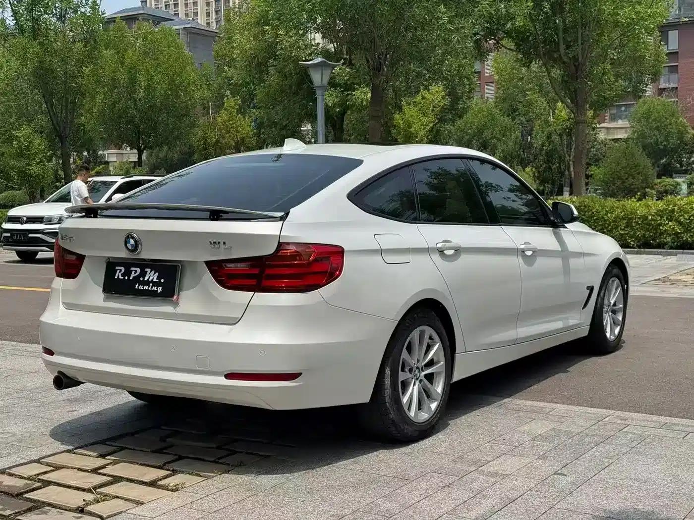 BMW 3 Series GT 2016 320i Fashion Edition — миниатюра 9