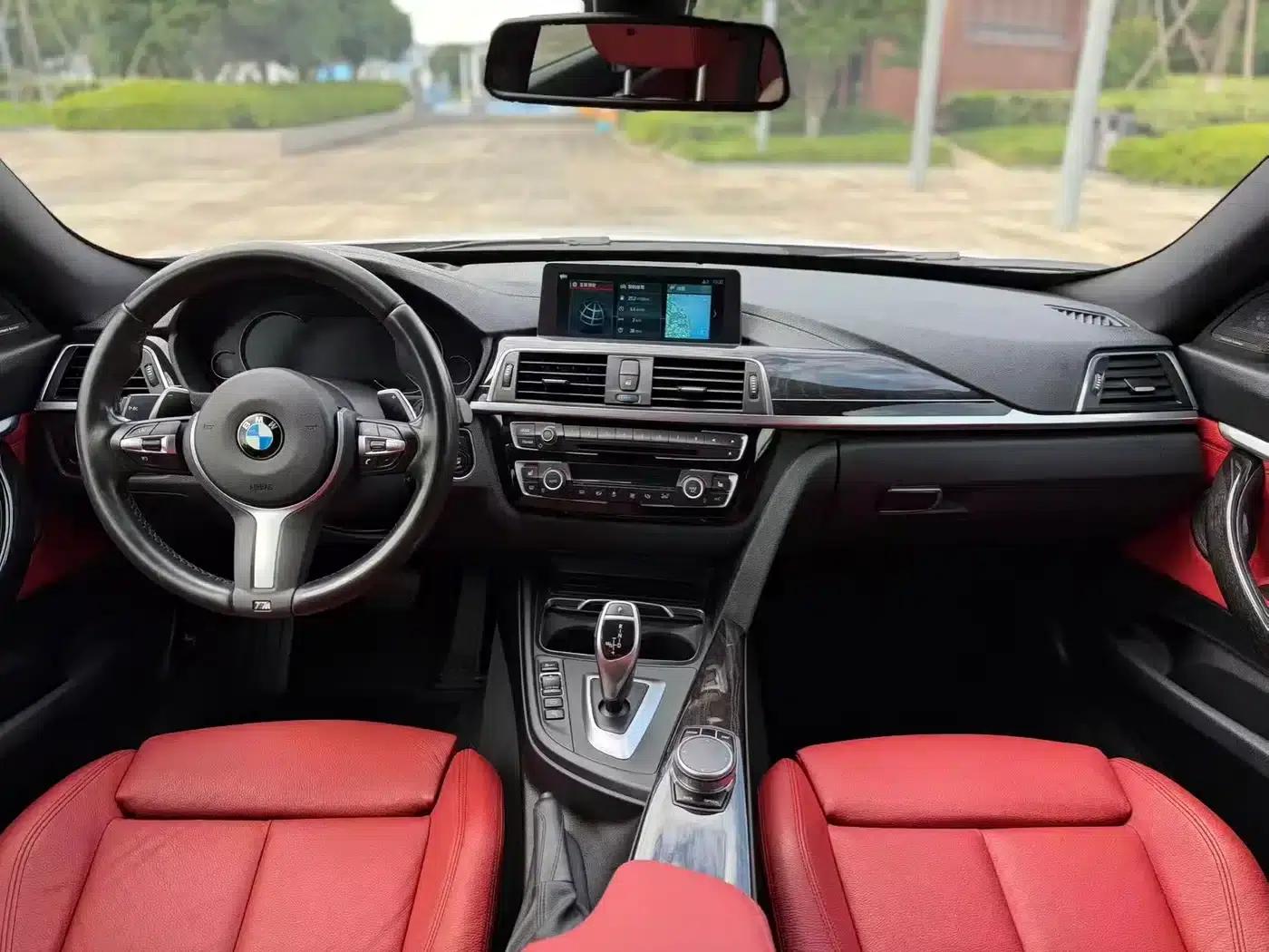 2019 BMW 3 Series GT 330i xDrive M Sport — миниатюра 3
