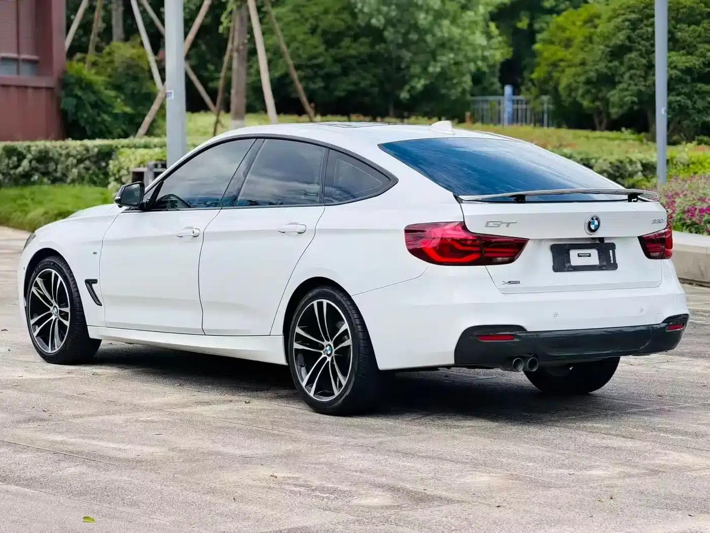 2019 BMW 3 Series GT 330i xDrive M Sport — миниатюра 7