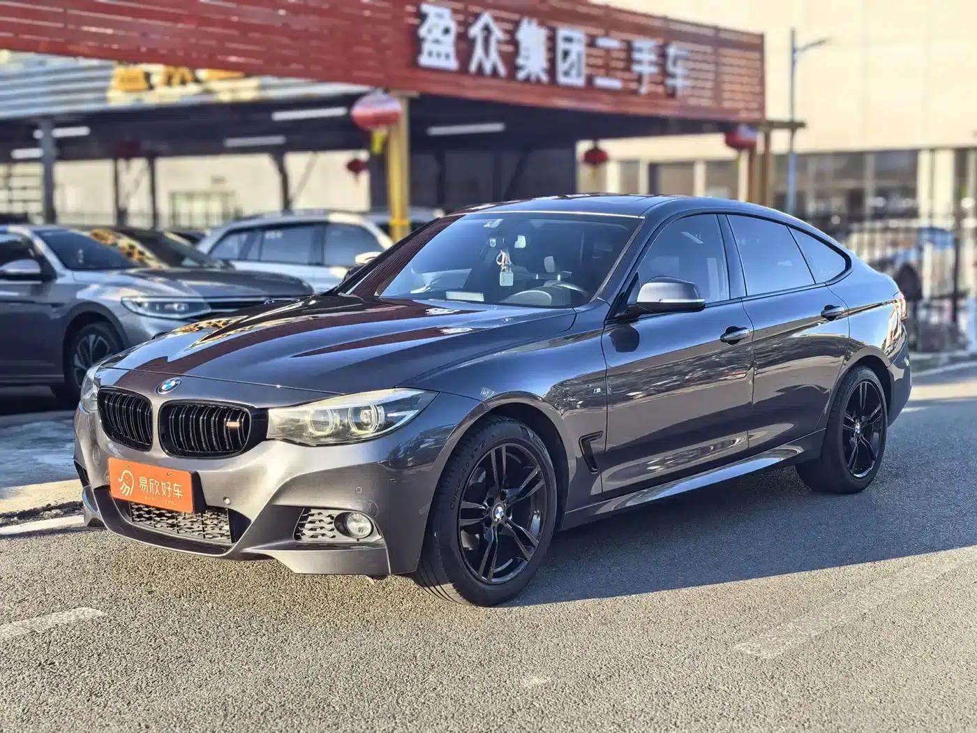 2019 BMW 3 Series GT 320i M Sport Package — миниатюра 1