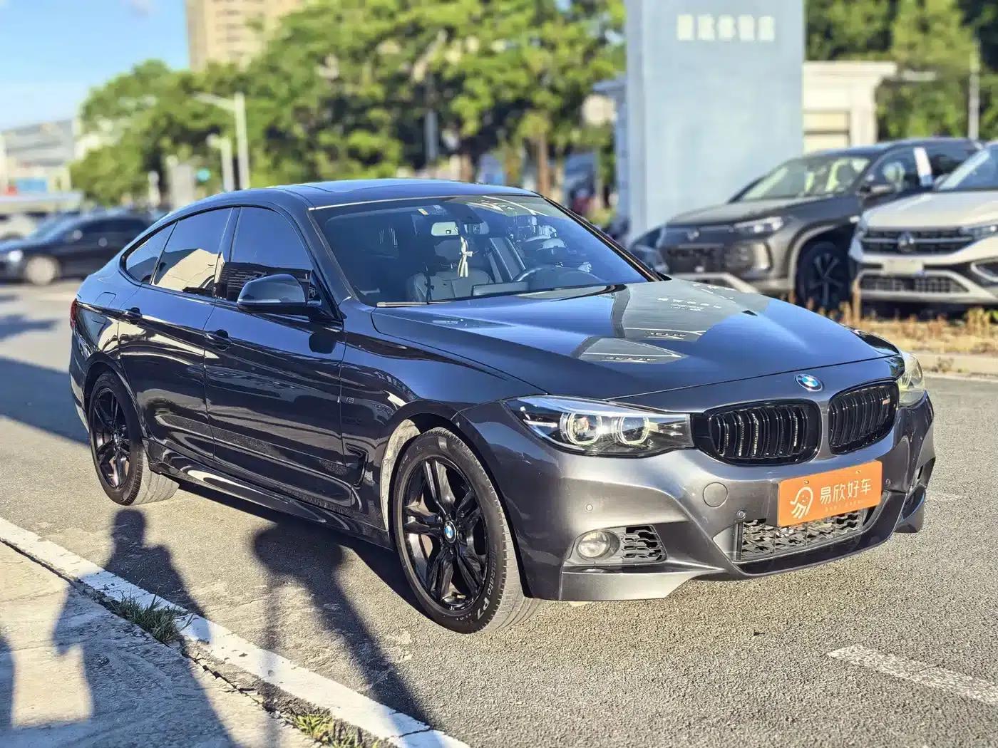 2019 BMW 3 Series GT 320i M Sport Package — миниатюра 3