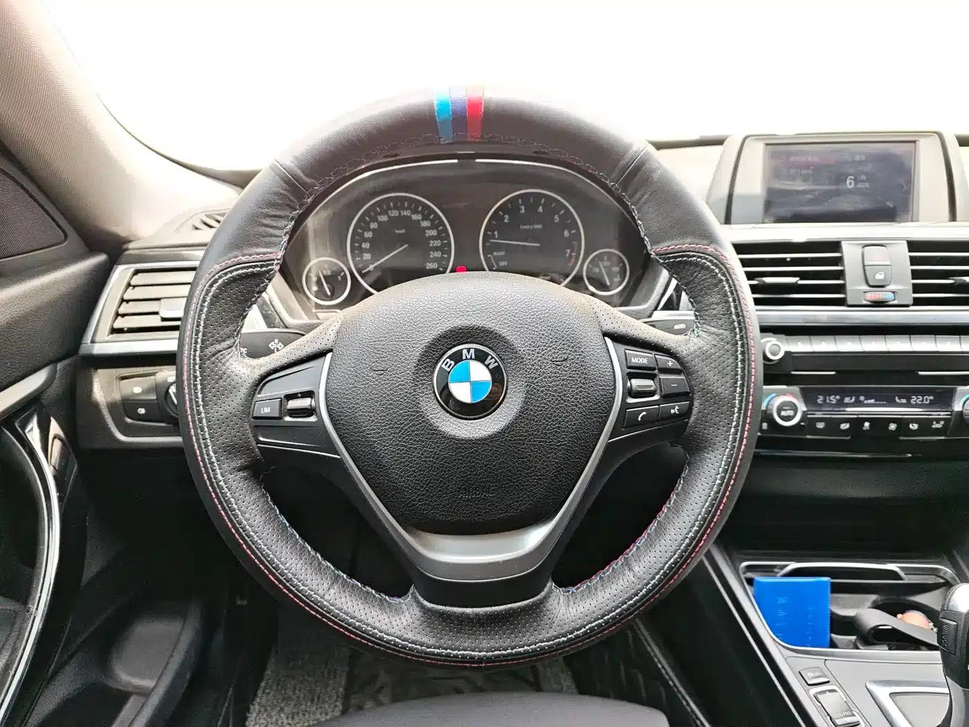 BMW 3 Series GT 2017 320i Fashion Edition — миниатюра 12