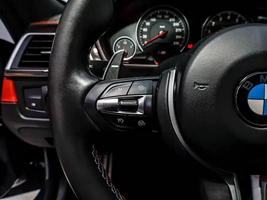 2019 BMW M4 M4 Coupe Racing Edition — миниатюра 13