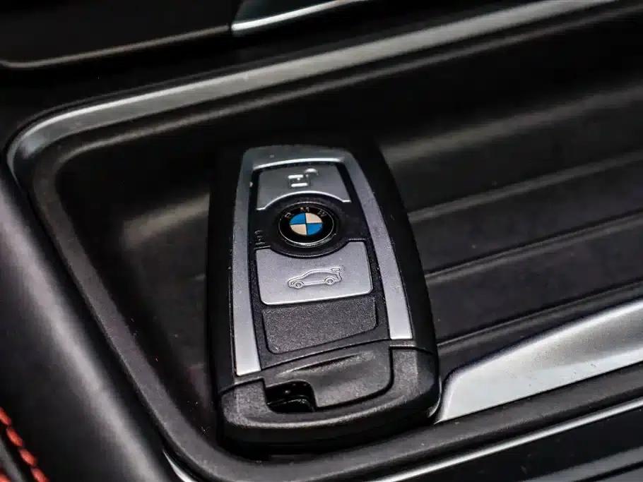 2019 BMW M4 M4 Coupe Racing Edition — миниатюра 17