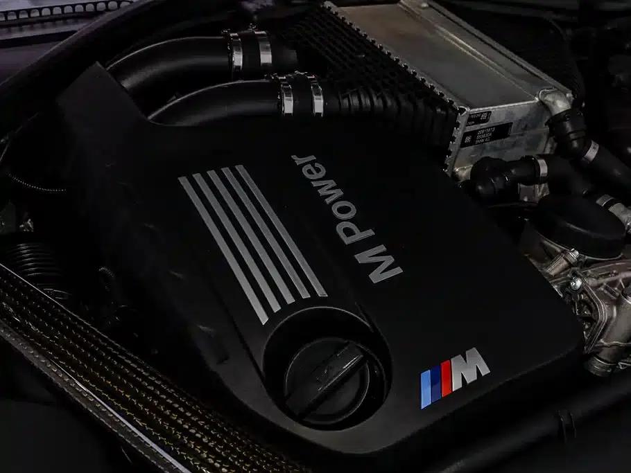 2019 BMW M4 M4 Coupe Racing Edition — миниатюра 38