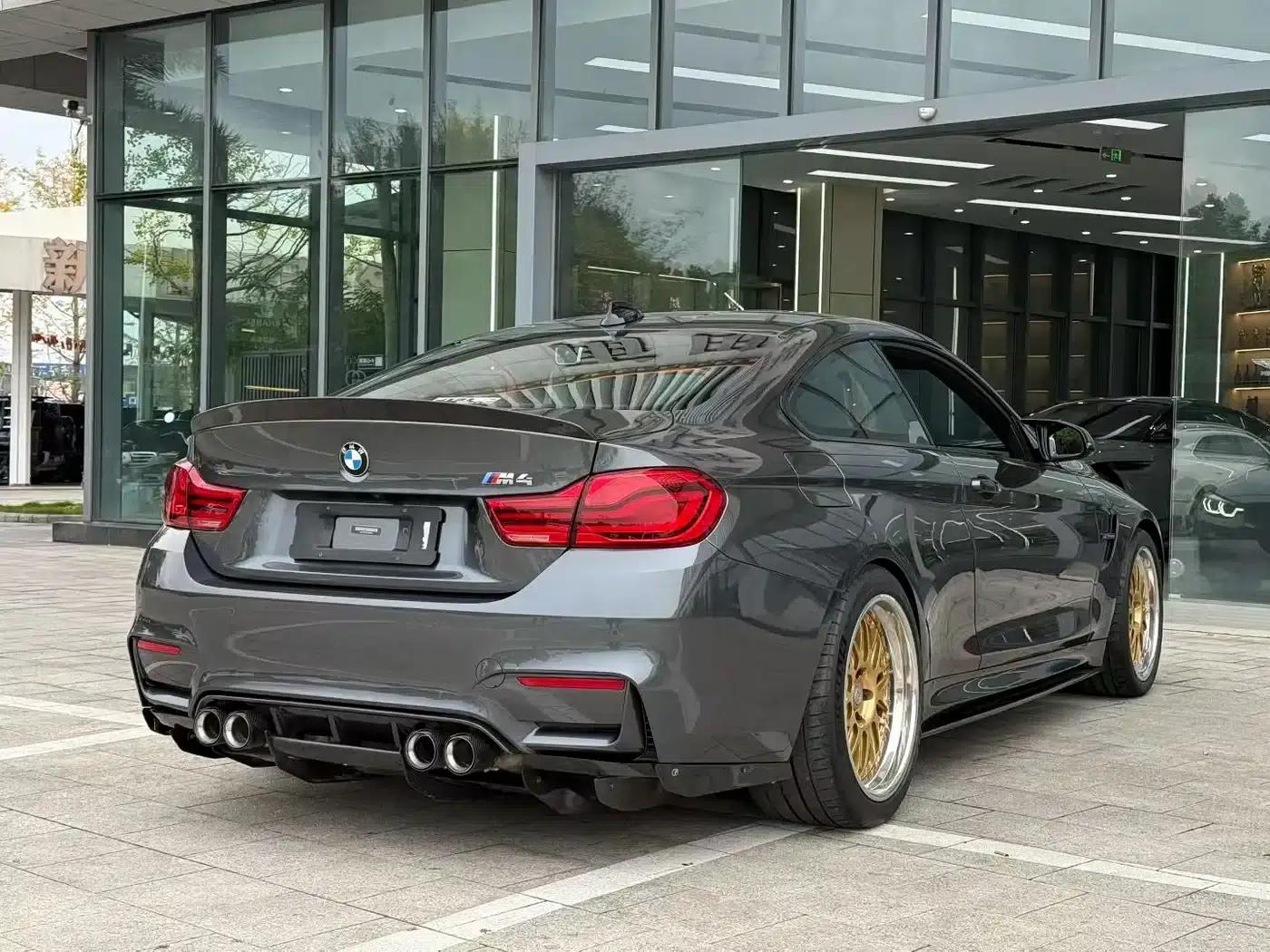 2017 BMW M4 Coupe — миниатюра 9