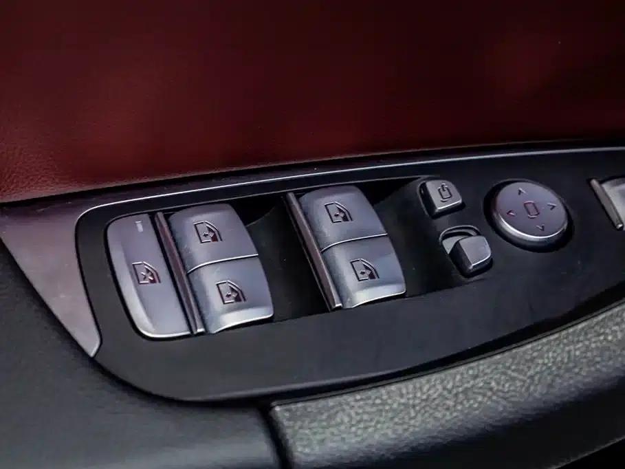 2022 BMW X4 xDrive 30i M Sport Package — миниатюра 12