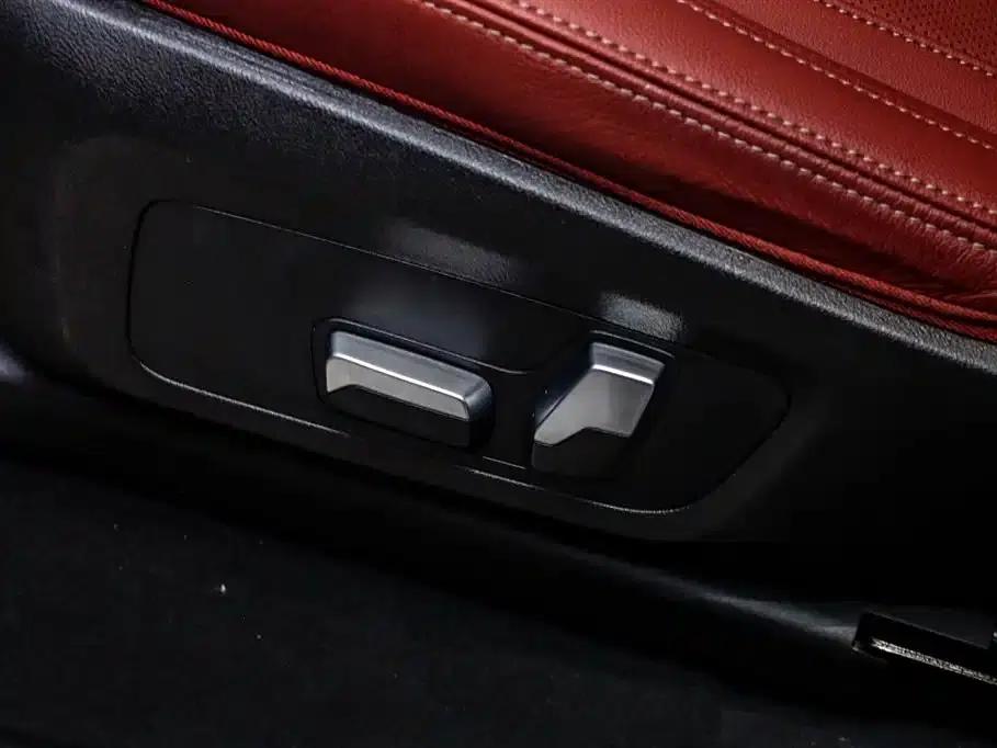 2022 BMW X4 xDrive 30i M Sport Package — миниатюра 13