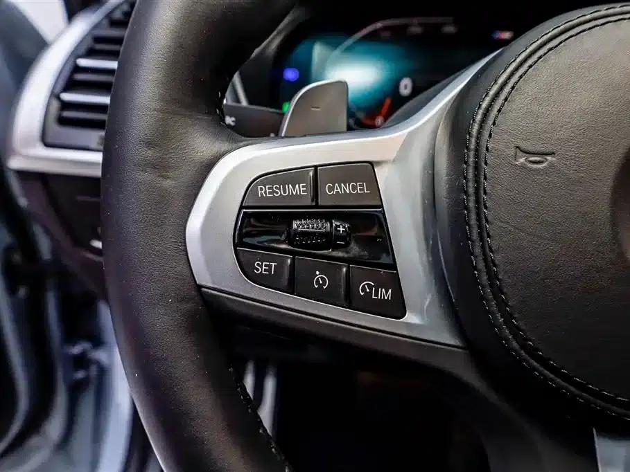 2022 BMW X4 xDrive 30i M Sport Package — миниатюра 15