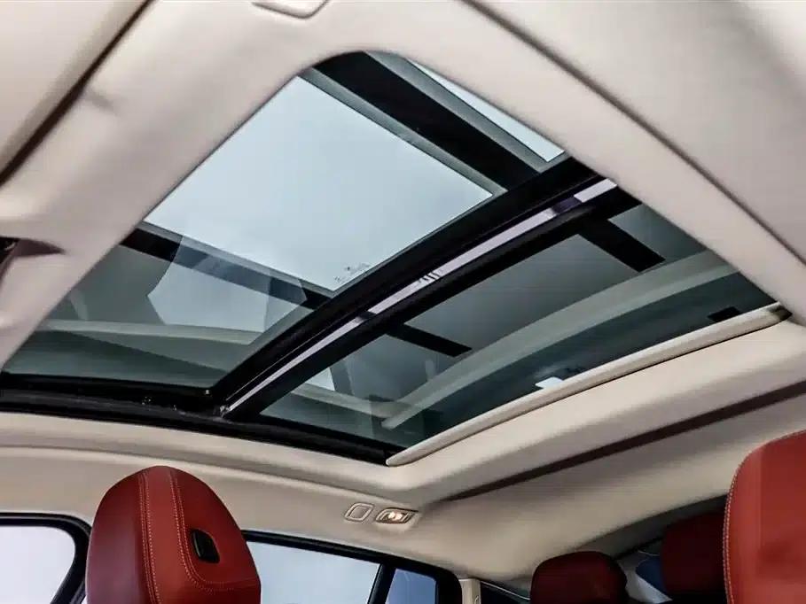 2022 BMW X4 xDrive 30i M Sport Package — миниатюра 20