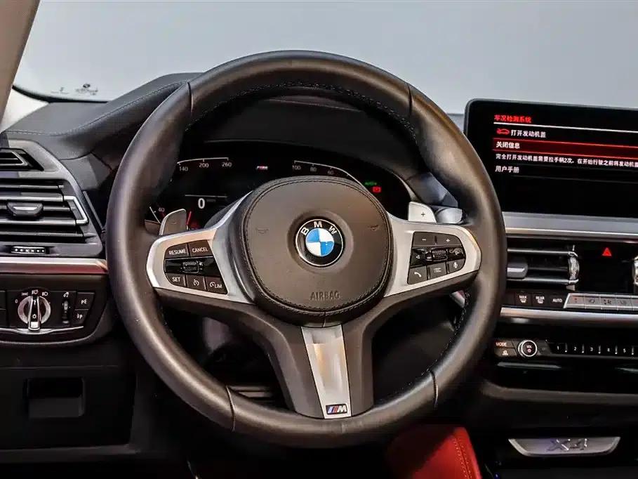 2022 BMW X4 xDrive 30i M Sport Package — миниатюра 22