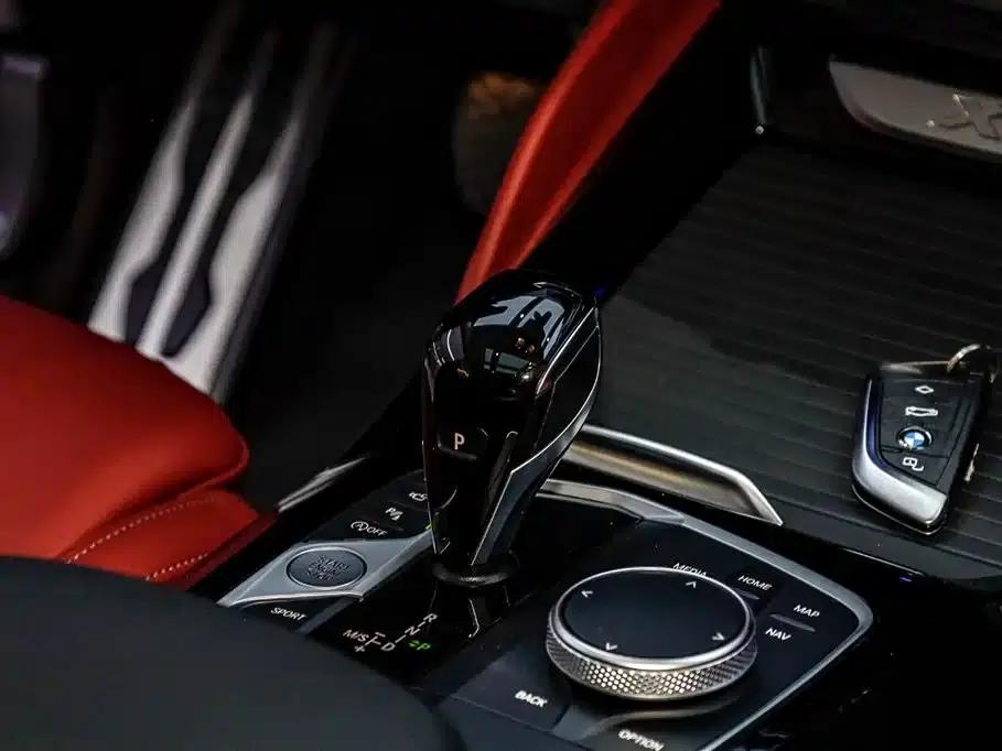 2022 BMW X4 xDrive 30i M Sport Package — миниатюра 30