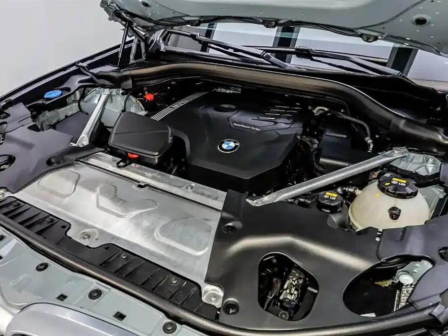 2022 BMW X4 xDrive 30i M Sport Package — миниатюра 32