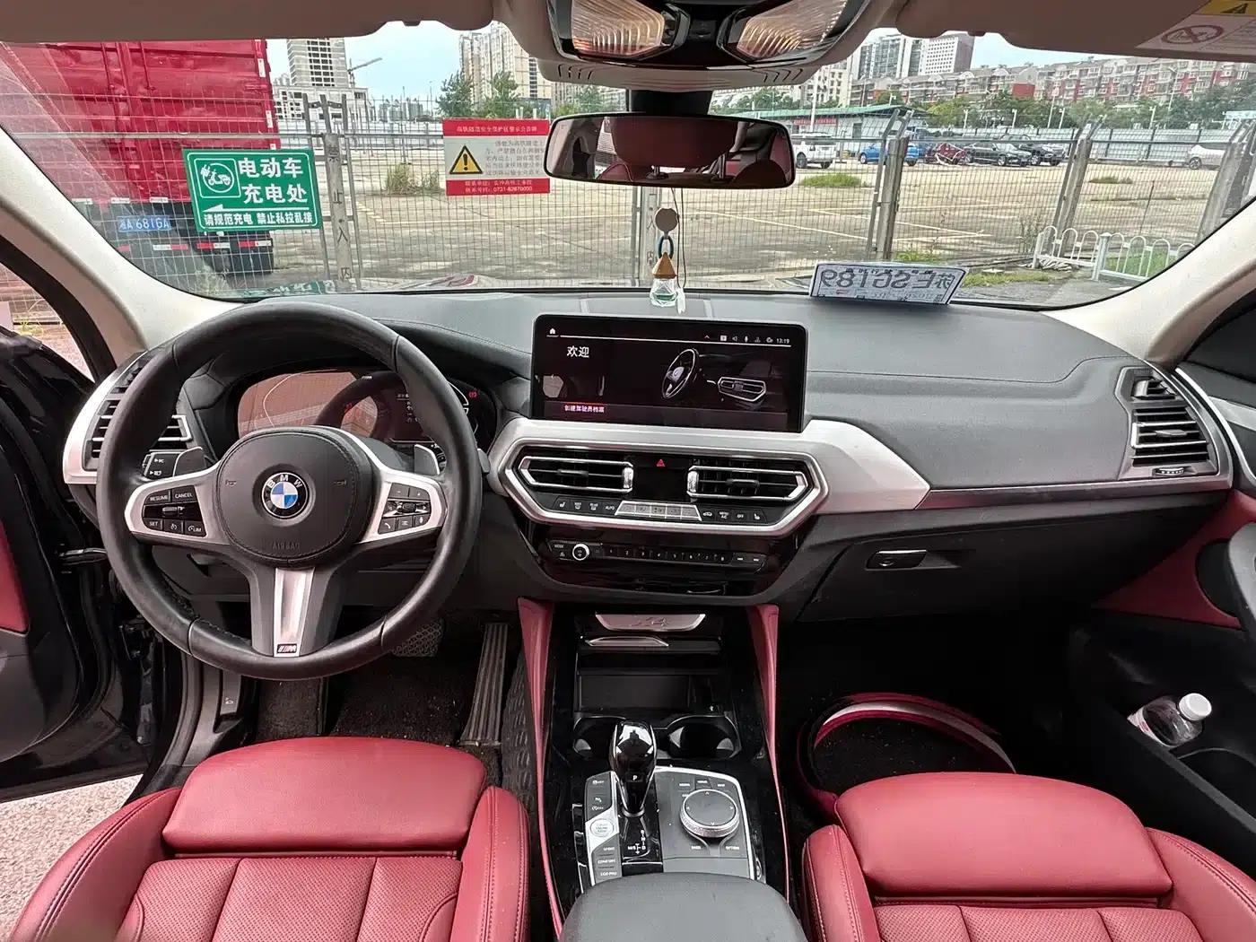 2022 BMW X4 xDrive 25i M Sport Package — миниатюра 6