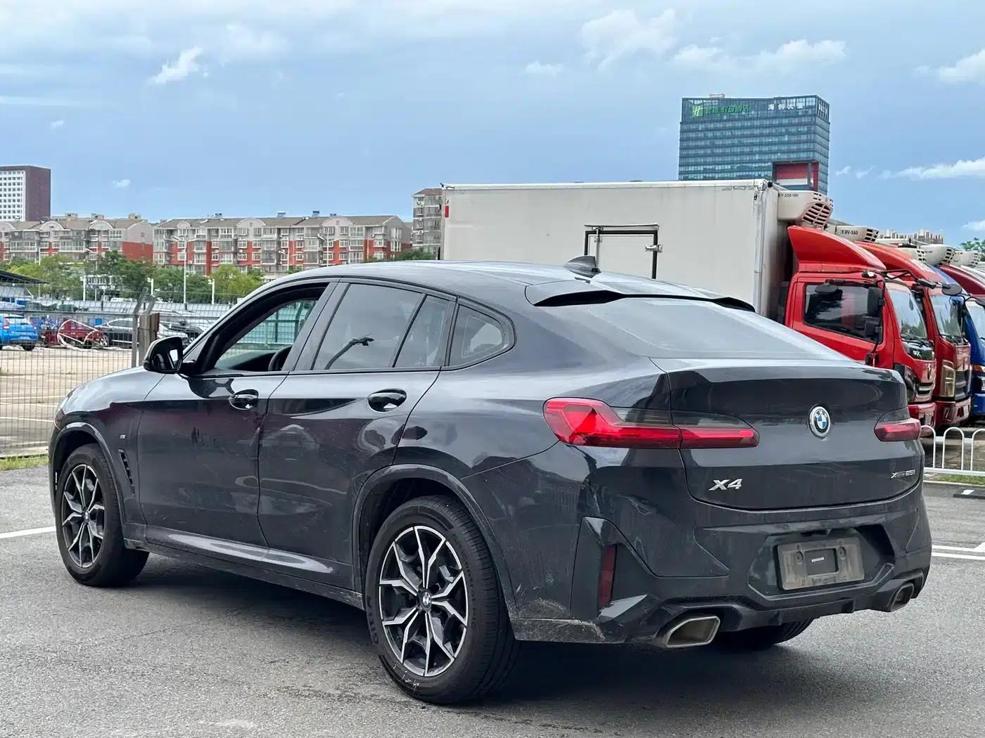 2022 BMW X4 xDrive 25i M Sport Package — миниатюра 9