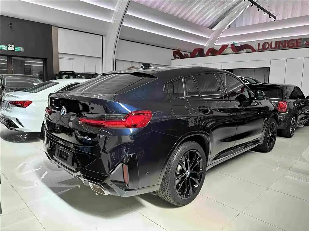 2022 BMW X4 xDrive 30i M Sport Package — миниатюра 4