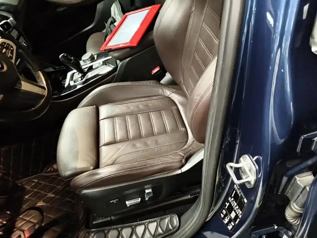 2019 BMW X4 xDrive25i M Sport Package — миниатюра 15
