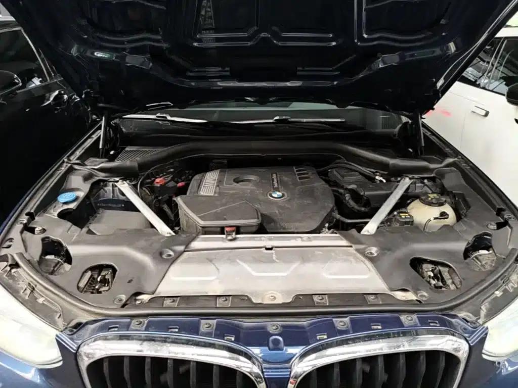 2019 BMW X4 xDrive25i M Sport Package — миниатюра 20