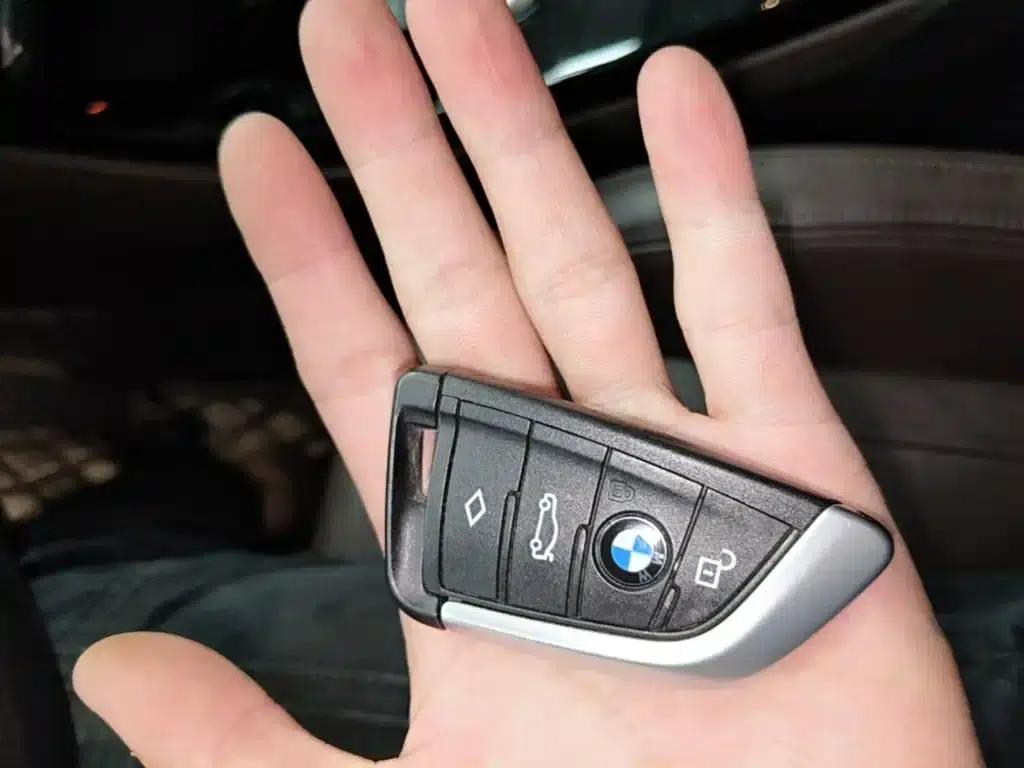 2019 BMW X4 xDrive25i M Sport Package — миниатюра 9
