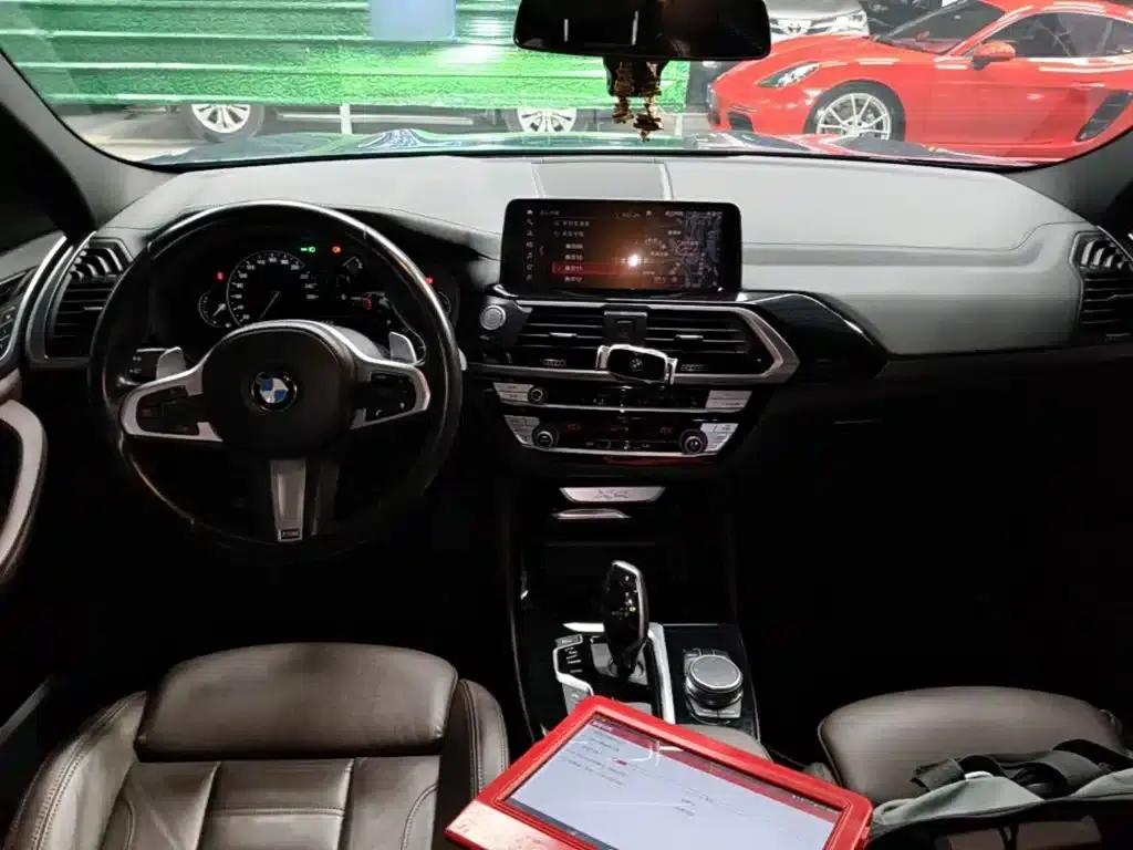 2019 BMW X4 xDrive25i M Sport Package — миниатюра 10