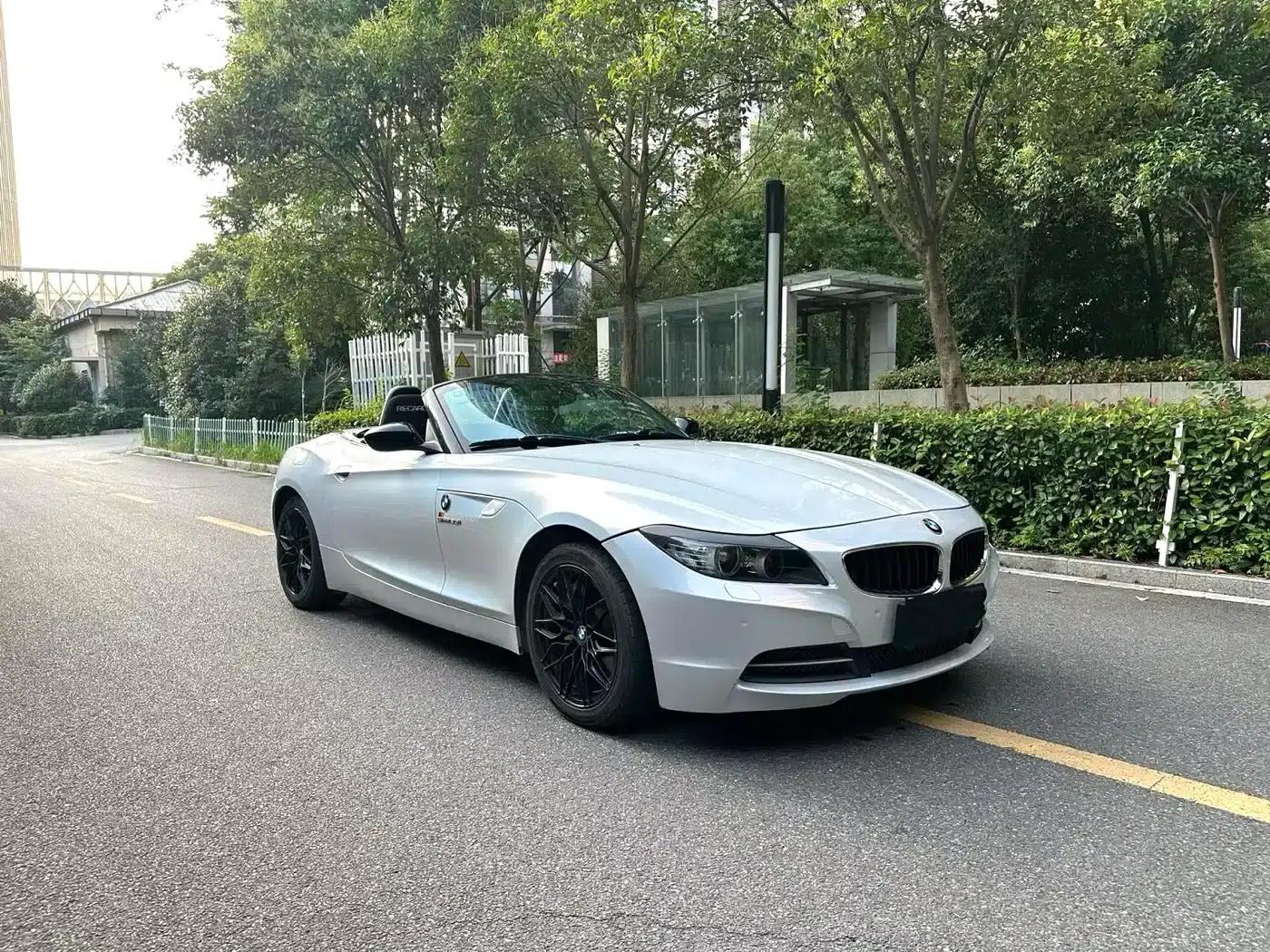 BMW Z4 2009 sDrive23i Leading Edition — миниатюра 3