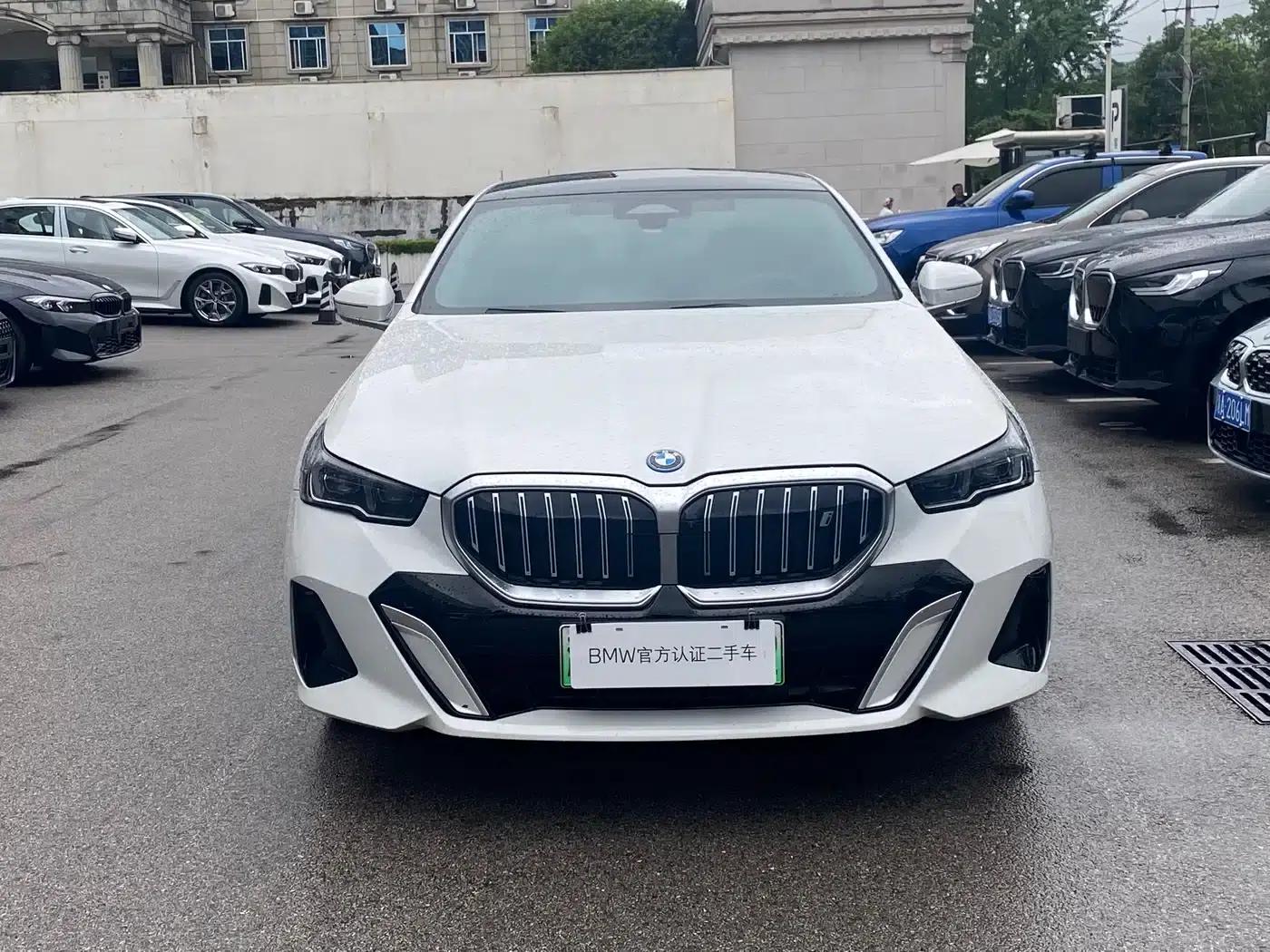 BMW i5 2024 eDrive 35L Premium M Sport Package — миниатюра 2