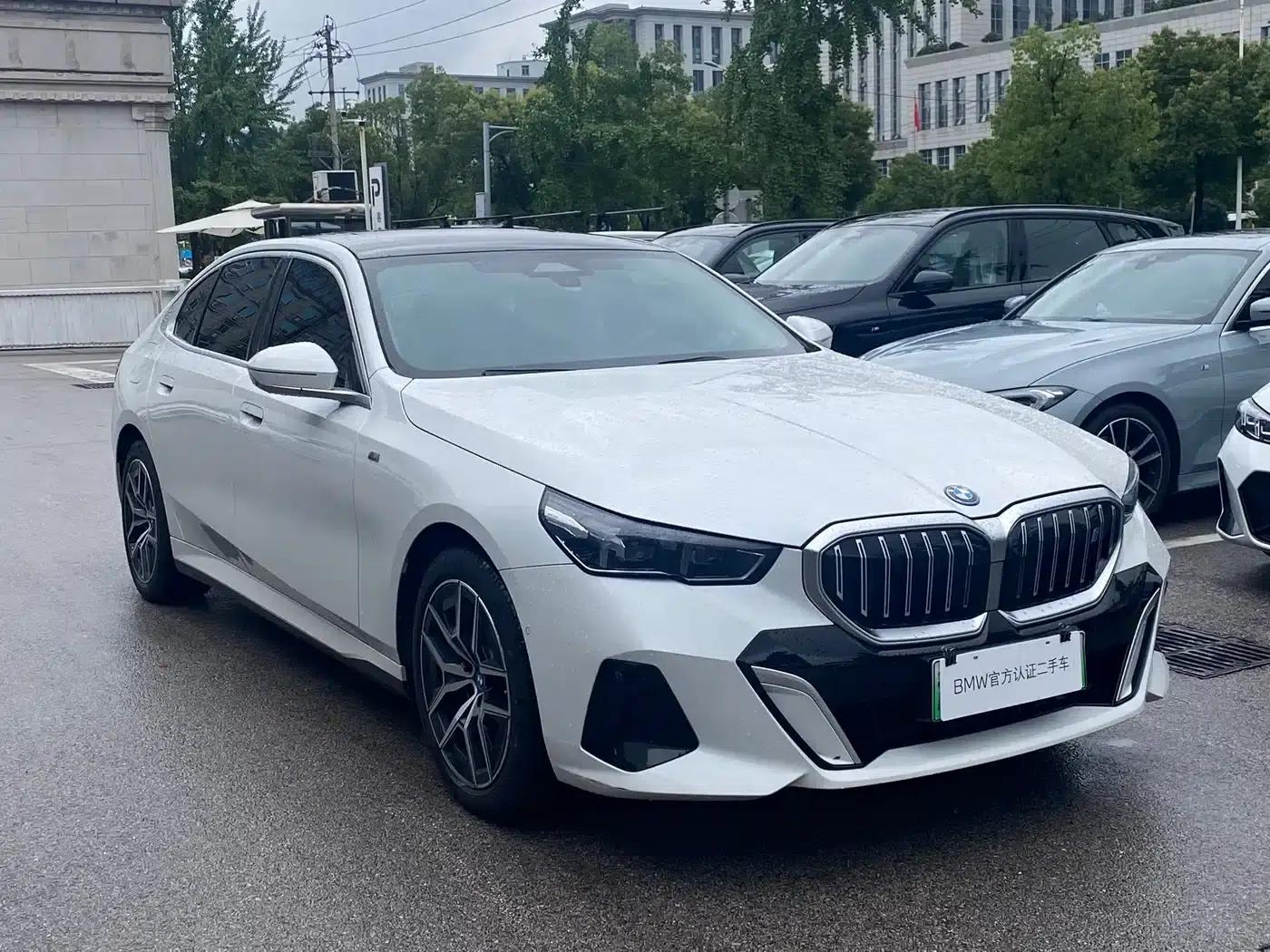 BMW i5 2024 eDrive 35L Premium M Sport Package — миниатюра 3