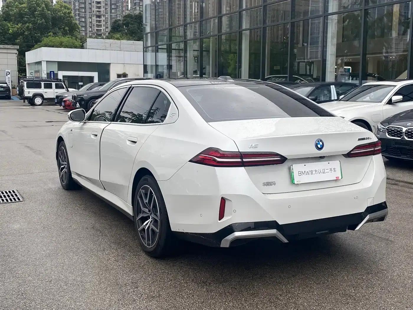 BMW i5 2024 eDrive 35L Premium M Sport Package — миниатюра 4