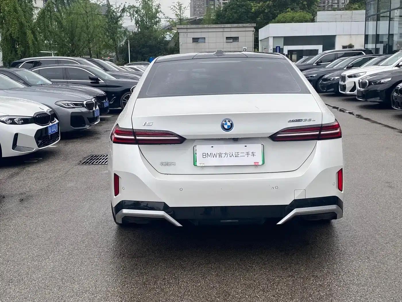 BMW i5 2024 eDrive 35L Premium M Sport Package — миниатюра 5