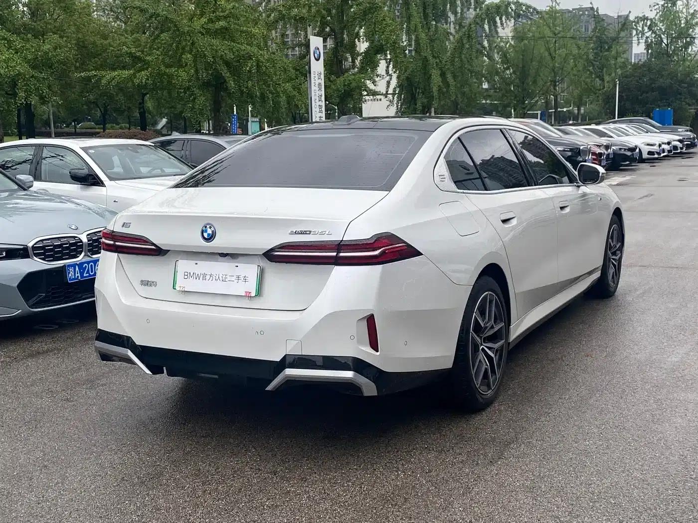 BMW i5 2024 eDrive 35L Premium M Sport Package — миниатюра 6