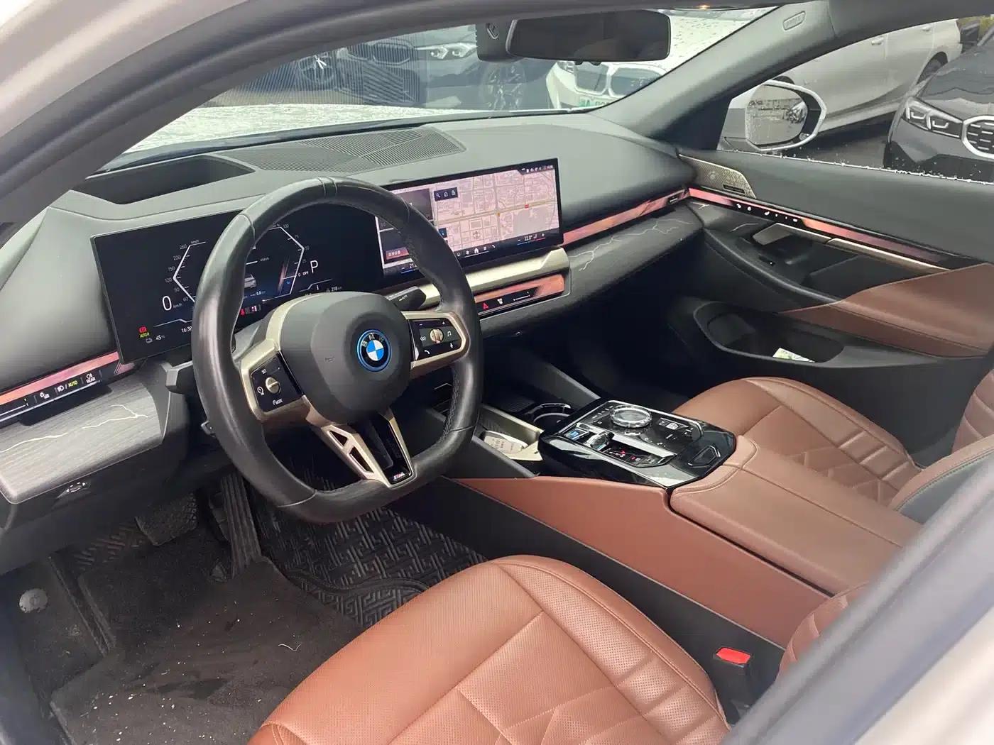 BMW i5 2024 eDrive 35L Premium M Sport Package — миниатюра 8