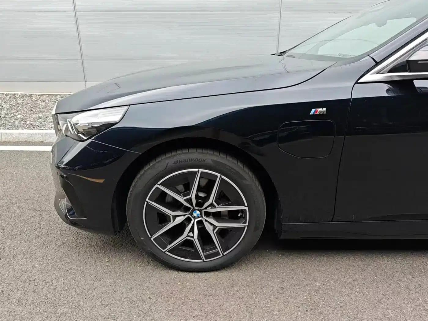 BMW i5 2024 eDrive 35L M Sport Package — миниатюра 7