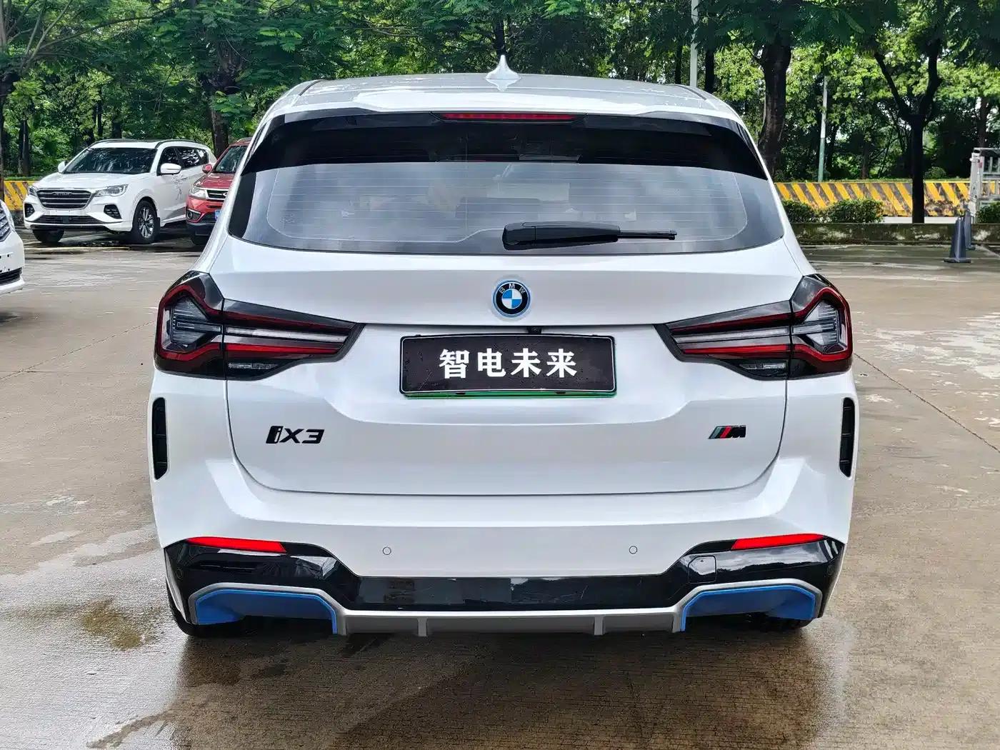 BMW iX3 2022 Leading Edition — миниатюра 12