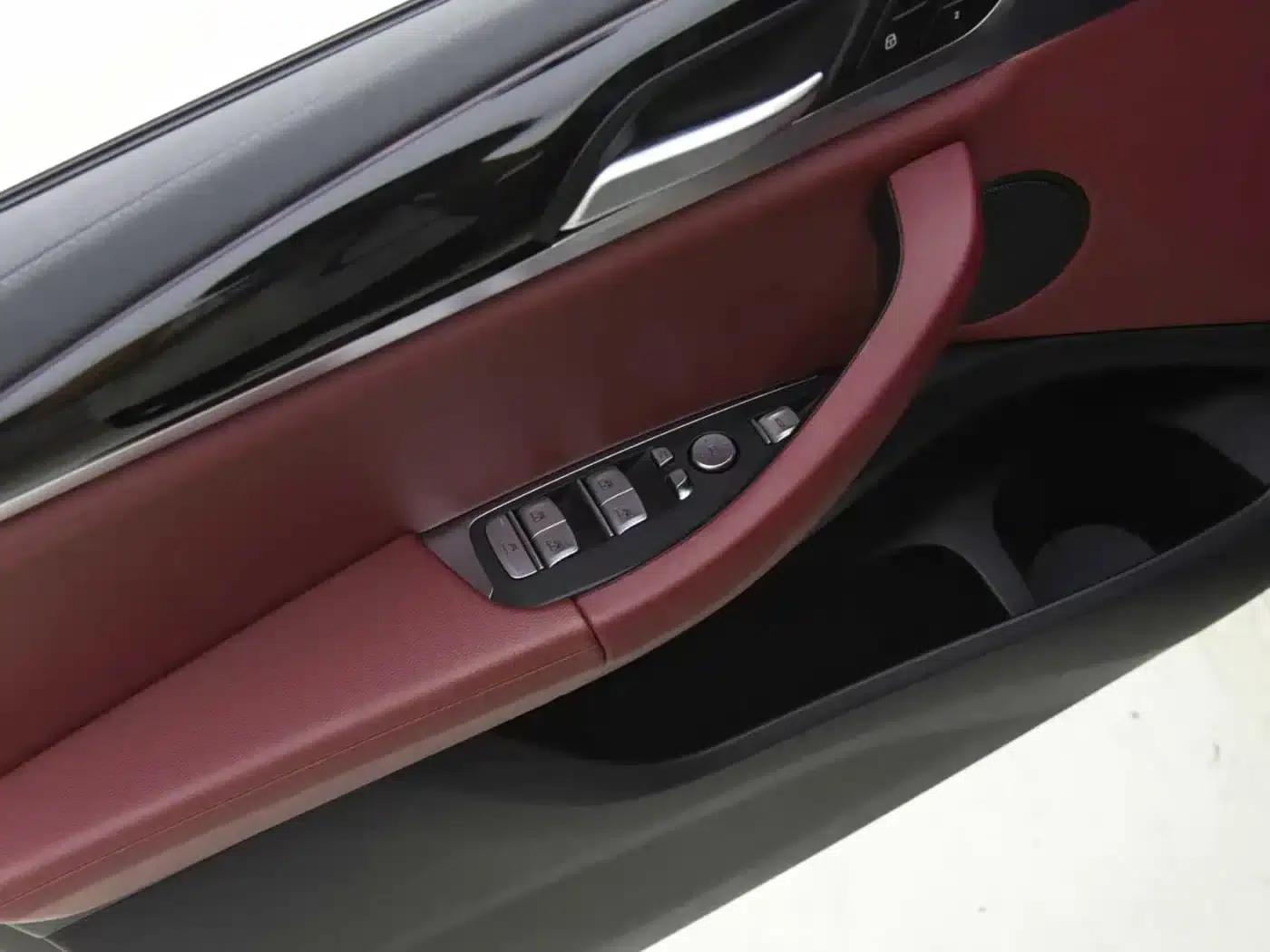 BMW iX3 2022 Leading Edition — миниатюра 13