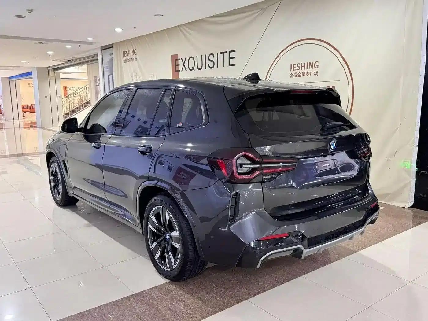 BMW iX3 2022 Leading Edition — миниатюра 16