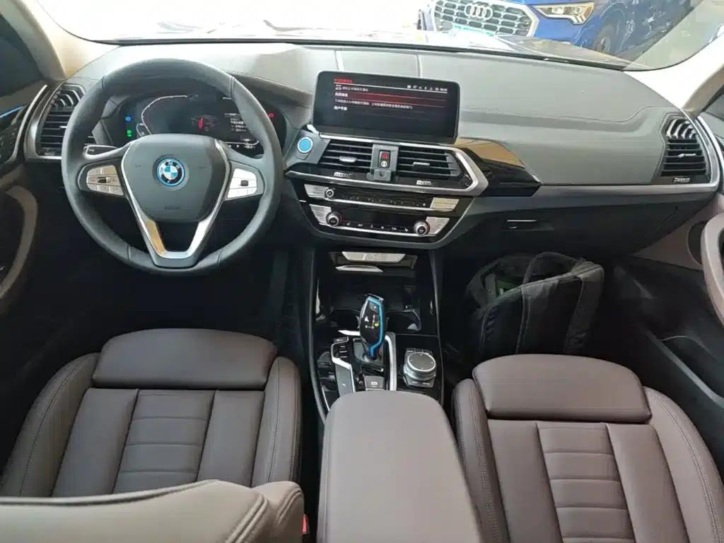 BMW iX3 2021 Leading Edition — миниатюра 10