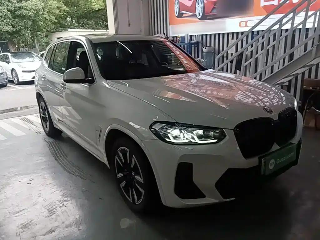 BMW iX3 2024 Leading Edition — миниатюра 4
