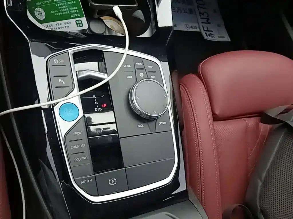 BMW iX3 2024 Leading Edition — миниатюра 14