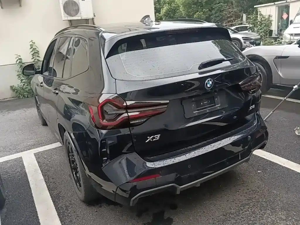 BMW iX3 2024 Leading Edition — миниатюра 5