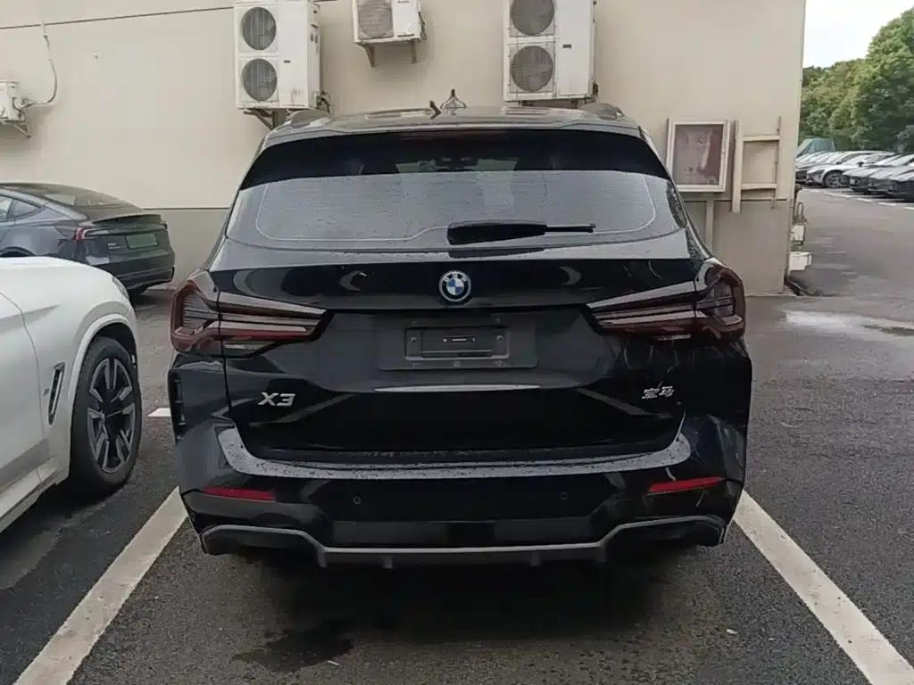 BMW iX3 2024 Leading Edition — миниатюра 6