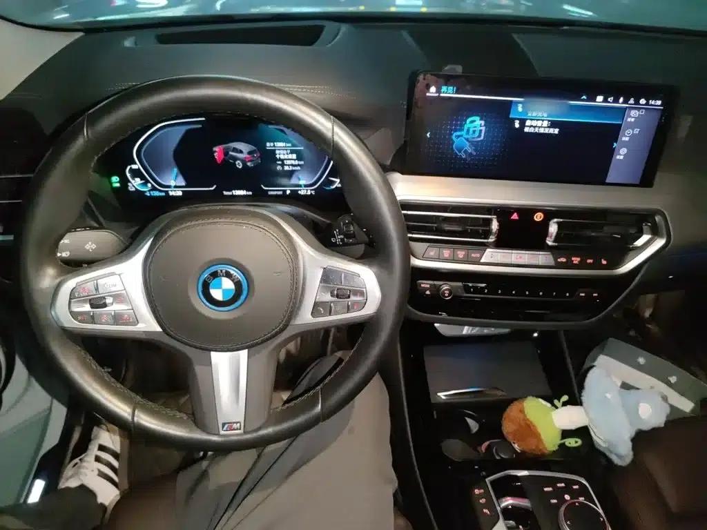 BMW iX3 2022 Facelift - Pioneer Edition — миниатюра 13