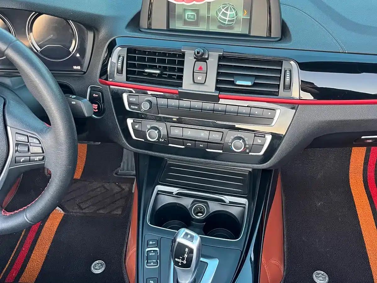 2018 BMW 2 Series Imported 220i Convertible Coupe with Sport Design Package — миниатюра 10