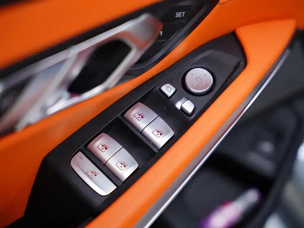 2023 BMW M3 Sedan M xDrive Competition — миниатюра 30