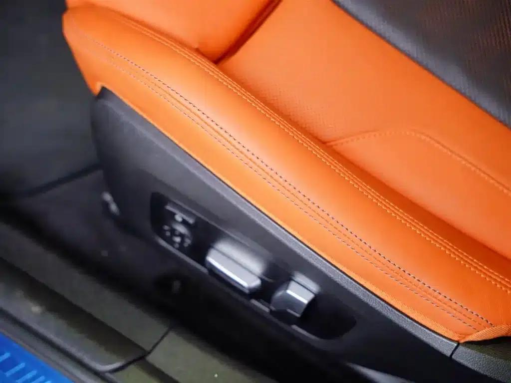 2023 BMW M3 Sedan M xDrive Competition — миниатюра 35