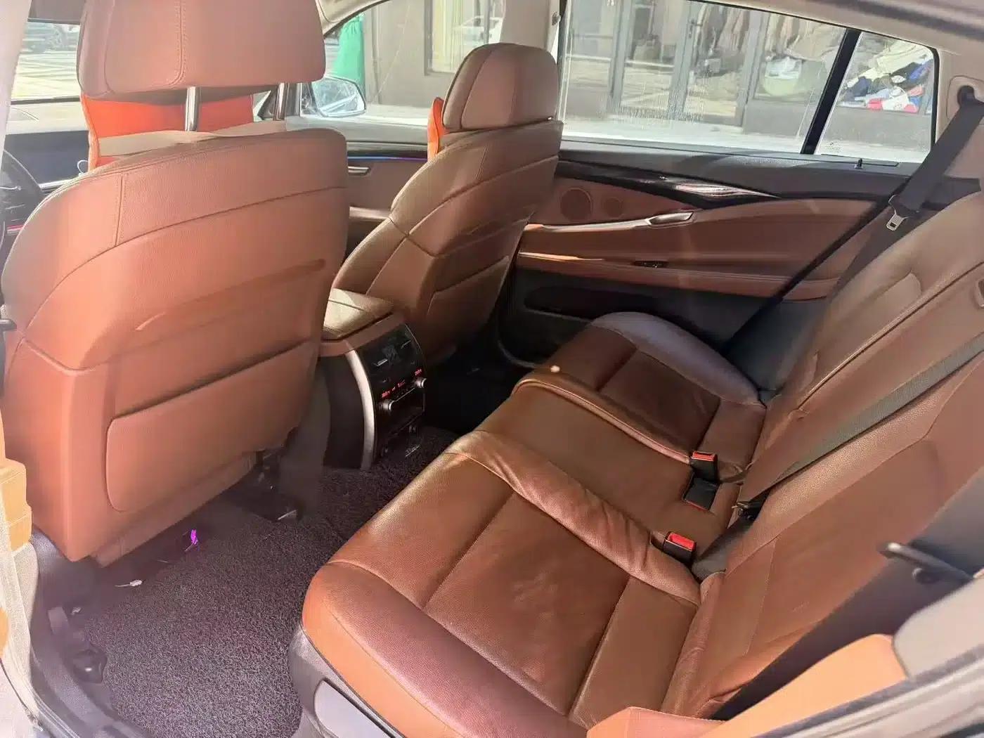 2013 BMW 5 Series GT 535i Luxury — миниатюра 6