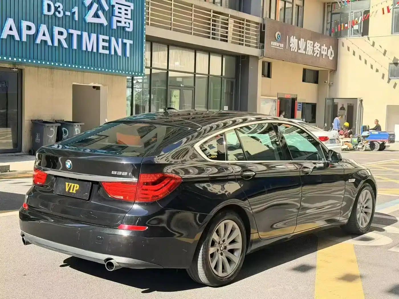2013 BMW 5 Series GT 535i Luxury — миниатюра 9