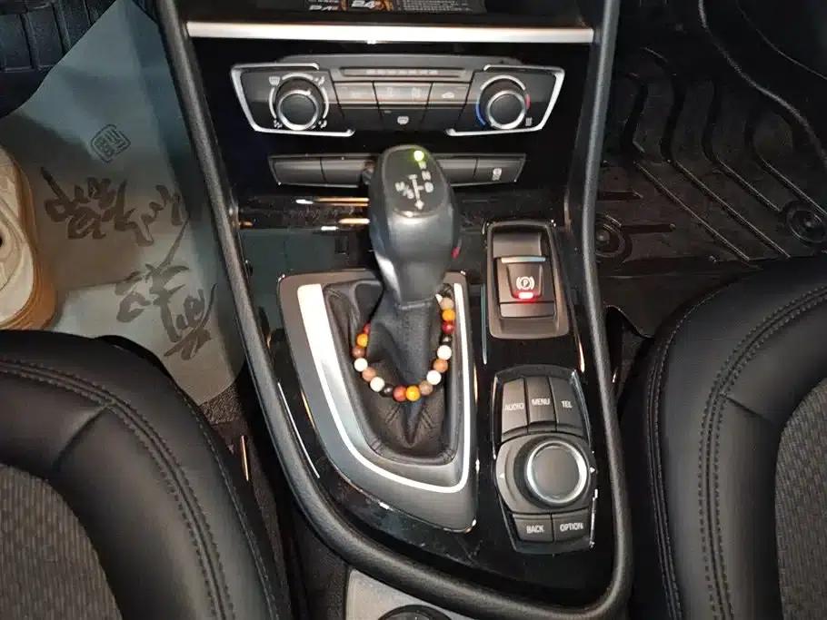 2016 BMW 2 Series Gran Tourer 218i Leading Edition — миниатюра 16