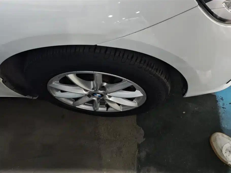2016 BMW 2 Series Gran Tourer 218i Leading Edition — миниатюра 6