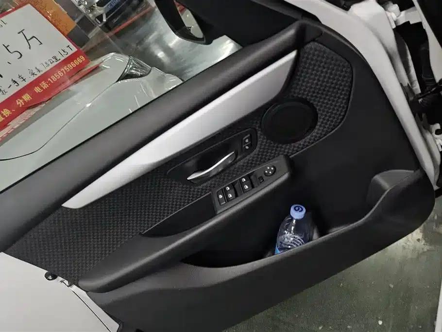 2016 BMW 2 Series Gran Tourer 218i Leading Edition — миниатюра 7