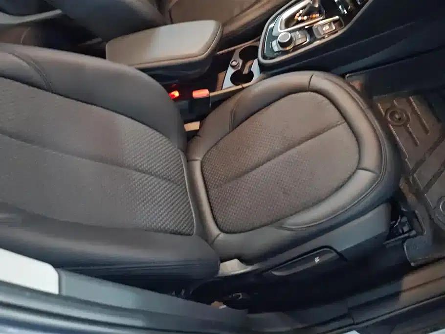 2016 BMW 2 Series Gran Tourer 218i Leading Edition — миниатюра 8